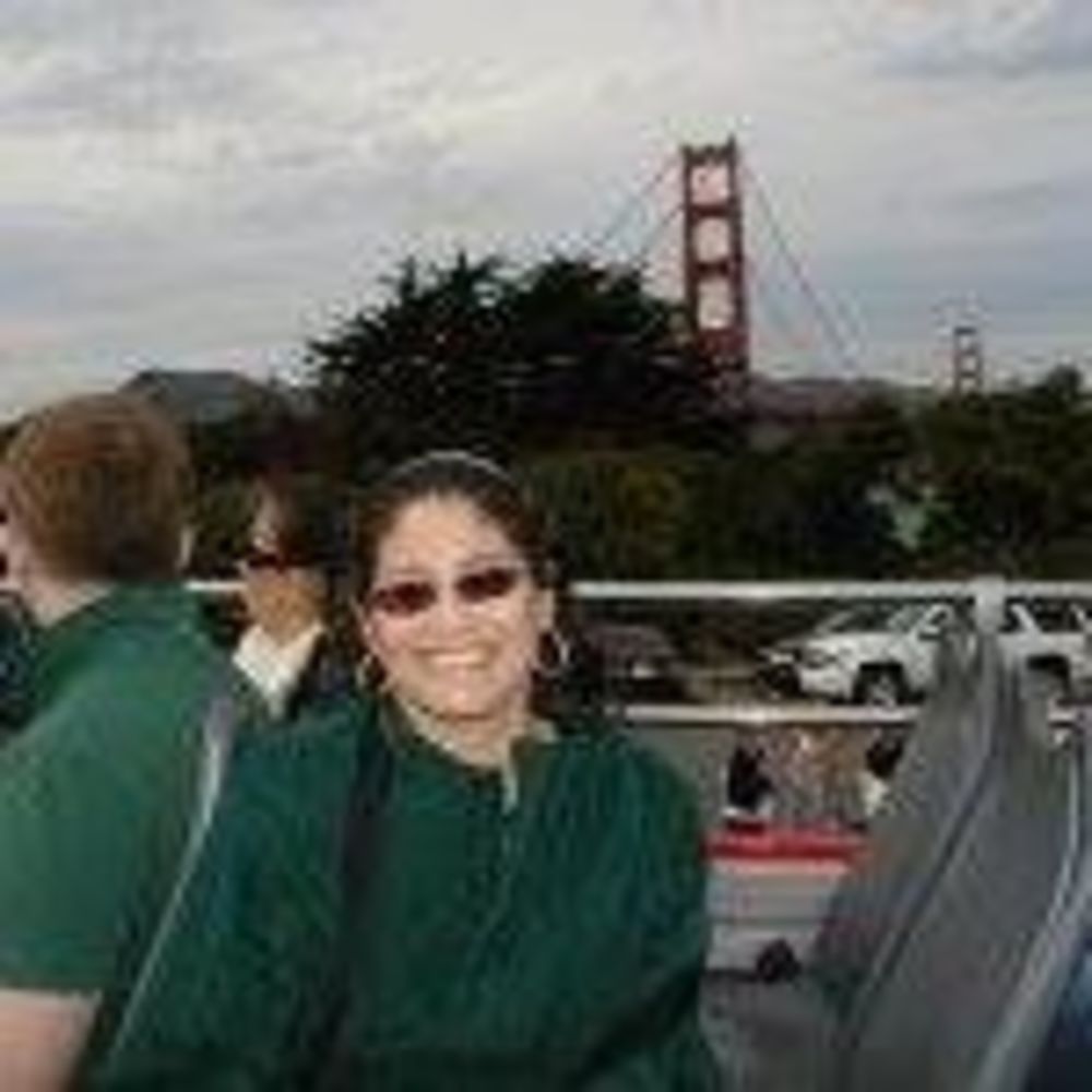 Meet your Posher, Lina